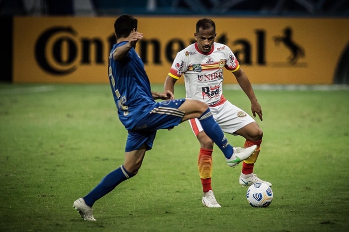 Daniel, da Juazeirense, é escolhido melhor lateral-esquedo da terceira fase da Copa do Brasil