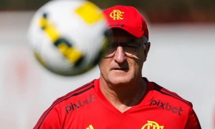 Dorival busca soluções, e Flamengo terá escalação inédita contra o Goiás