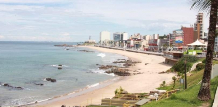 Prefeitura de Salvador autoriza reabertura das praias de segunda a sexta