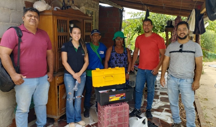 Em parceria com o Governo do Estado, Sento-Sé entrega kits veterinários à comunidades do interior