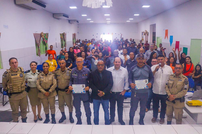 Prefeitura de Juazeiro apresenta Programa Educacional Antidrogas e certifica agentes de segurança escolar