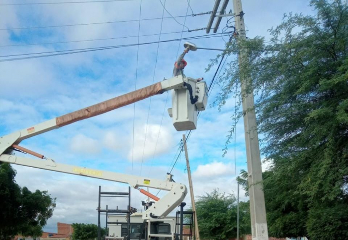 'Disk Luz': Prefeitura de Juazeiro leva mais iluminação para sede e interior do município