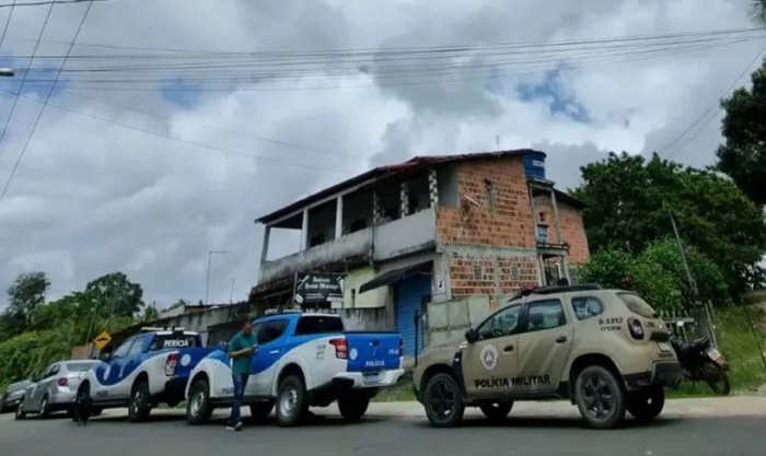 Seis adultos e 3 crianças são encontradas mortas em casas em Mata de São João