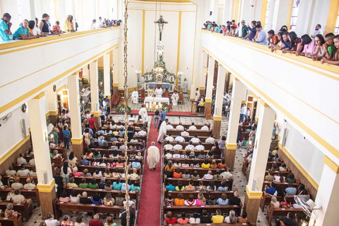 Dia da Padroeira: Juazeiro celebra devoção por Nossa Senhora das Graças em missa na catedral da cidade