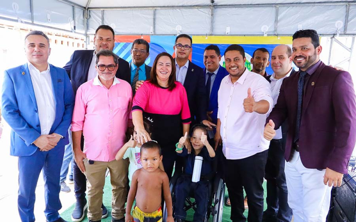 Prefeita Suzana Ramos mostra força política ao contar com participação expressiva de vereadores em inauguração