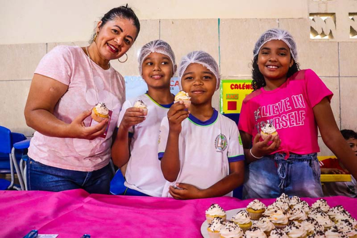 Escola Municipal de Juazeiro promove Feira de Empreendedorismo e exposição de práticas exitosas