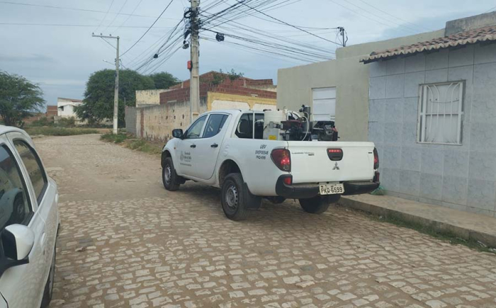 Prefeitura faz aplicação de fumacê no entorno do circuito do Carnaval de Juazeiro