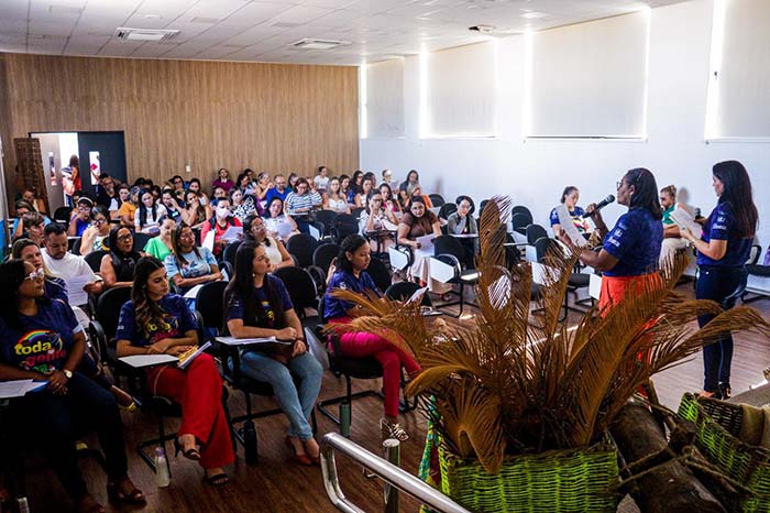 Prefeitura de Juazeiro promove encontro formativo para avaliar o desempenho escolar 2024 da rede municipal de ensino